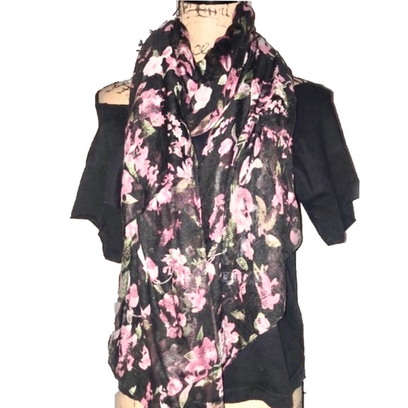 Francesca’s Black and Floral Scarf/Wrap